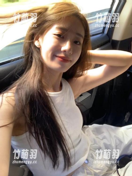 Xiuren秀人网 - 醉心于林乐一的和服世界，海量资源及套图一应俱全！.txt