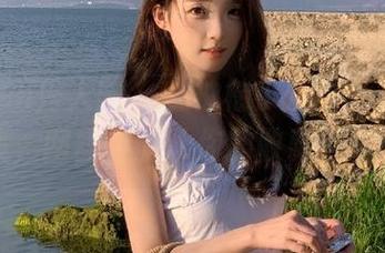Xiuren秀人网 – “柚柚小奶瓶”长腿写真全集，网盘存储让你的收藏更丰富.txt