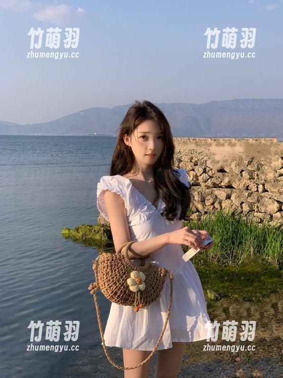 Xiuren秀人网 - “柚柚小奶瓶”长腿写真全集，网盘存储让你的收藏更丰富.txt