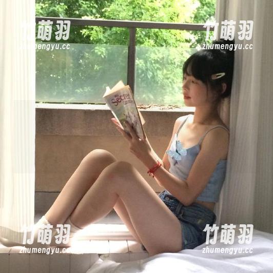 Xiuren秀人网 - 在线解锁樱桃小阑子的短裙写真，轻盈的裙摆间藏着无尽的故事与心情。.txt