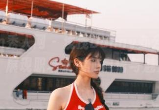 Xiuren秀人网 – 浅浅Danny办公室写真图集：展现职场女性的自信与魅力.txt