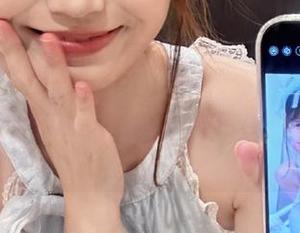 Xiuren秀人网 – 跟随白兔西希的步伐：日常写真分享，感受她的生活点滴与欢乐！.txt