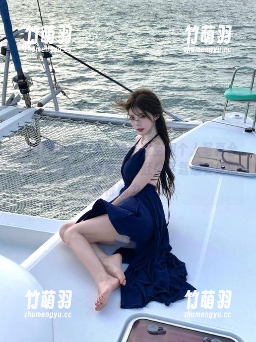Xiuren秀人网 - 程程程空姐个人写真合集：飞翔与美丽同行，赶快下载感受她的独特魅力.txt