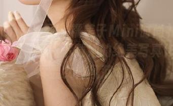 Xiuren秀人网 – 糯美子Mini时尚礼服图集大放送，免费下载她的绝美写真作品，尽显女神风范.txt