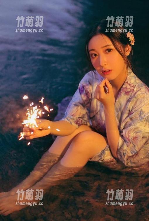 Xiuren秀人网 - 美七mia日常：别样风情的写真资源大合集，尽在此刻的生活中！.txt