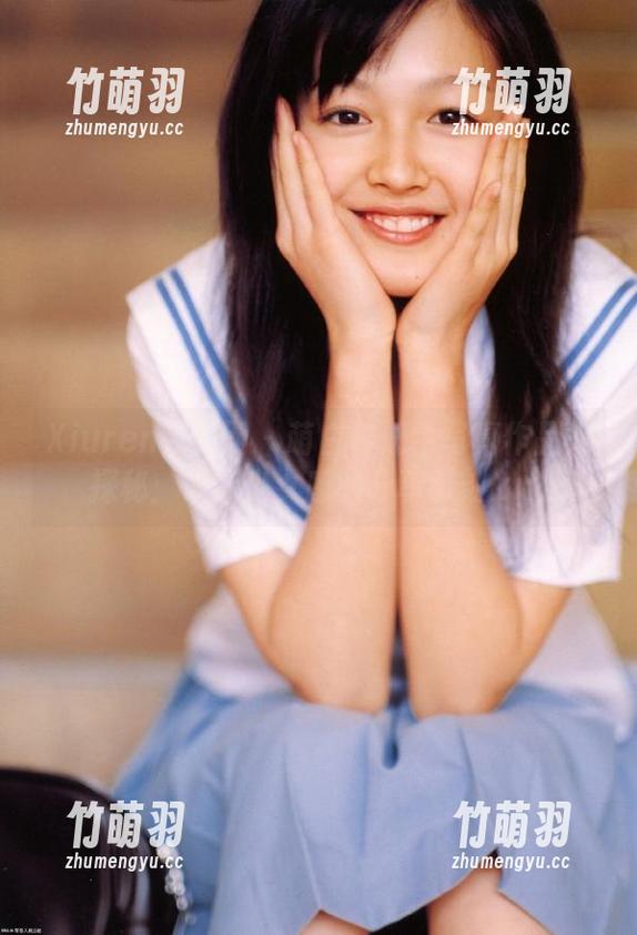 Xiuren秀人网 - 萌白酱奶牛写真作品集探秘：最具少女感的分享时刻.txt