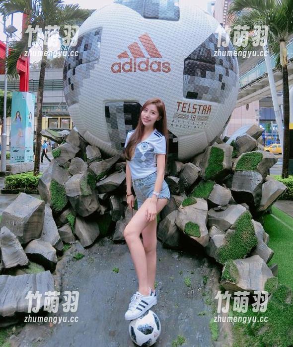 Xiuren秀人网 - 陈柒柒化身水手服少女，最新图库尽情展现她的活力与甜美.txt