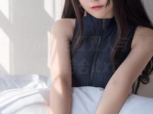 精选图片：Yoko宅夏双人与夏季阳光的完美结合.txt