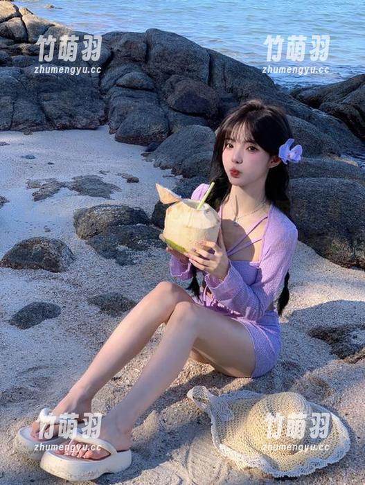 YouMi尤蜜荟 - 展示生活的甜美瞬间，最新Egg_尤妮丝白衬衫套图守护你的美好感觉！.txt