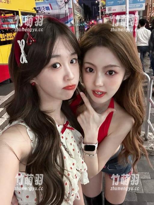 YouMi尤蜜荟 - 探索“icy猪”博主的“兔女郎”系列写真图包，展现多元化的艺术风格！.txt