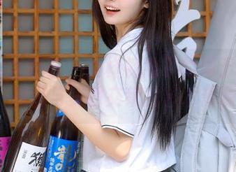 YouMi尤蜜荟 – 别样视角下的周于希Sandy：剧情与美图交织的艺术资源.txt