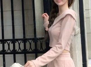 YouMi尤蜜荟 – 免费原图分享，周妍希棉袜写真，真实反映我的“品位”！.txt