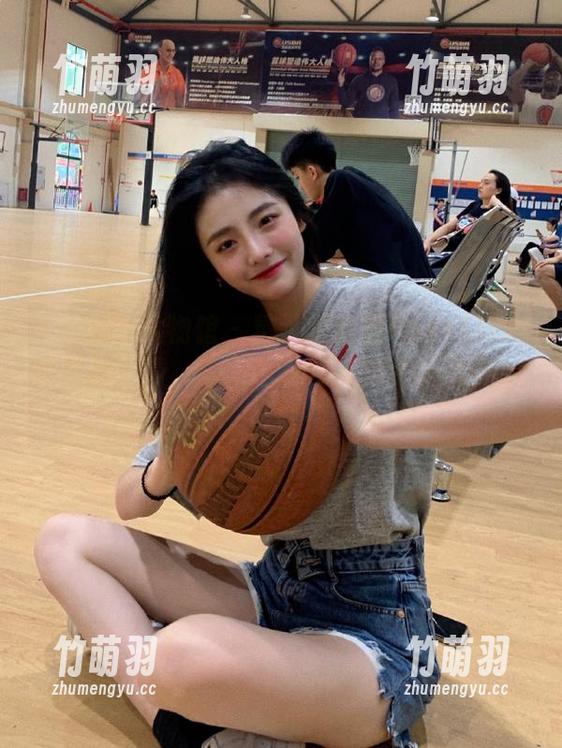 YouWu尤物馆 - 精选孟狐狸FoxYini的体操服写真，定义运动与美的全新风格.txt