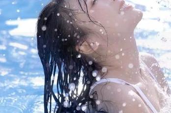 YouWu尤物馆 – 喜欢可爱的你，绝不能错过艾小青学妹的全套写真作品哟.txt