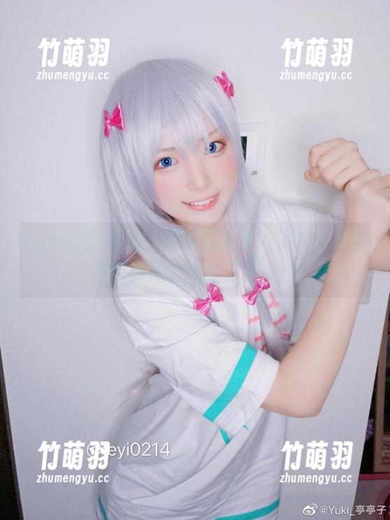 Yuki亭分享的甘雨写真合集，原神角色的美丽瞬间绽放在这里.txt
