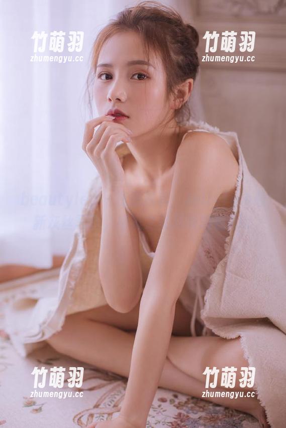 beautyleg - 资源推荐：Jellyfish最新灰丝写真，细腻之美尽收眼底.txt