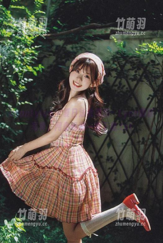 beautyleg - 夏日泳衣灵感：Lynn最新写真，网盘资源一键下载.txt