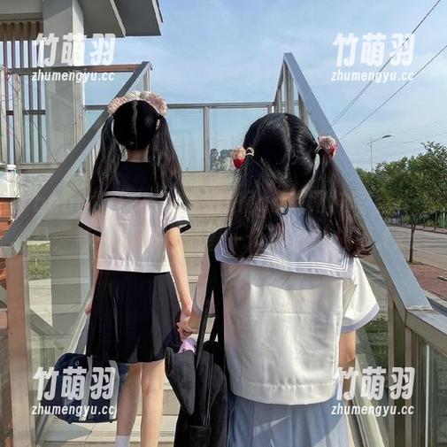 beautyleg - 走近Miga的网袜写真作品：每一幅都讲述着一个动人的故事.txt