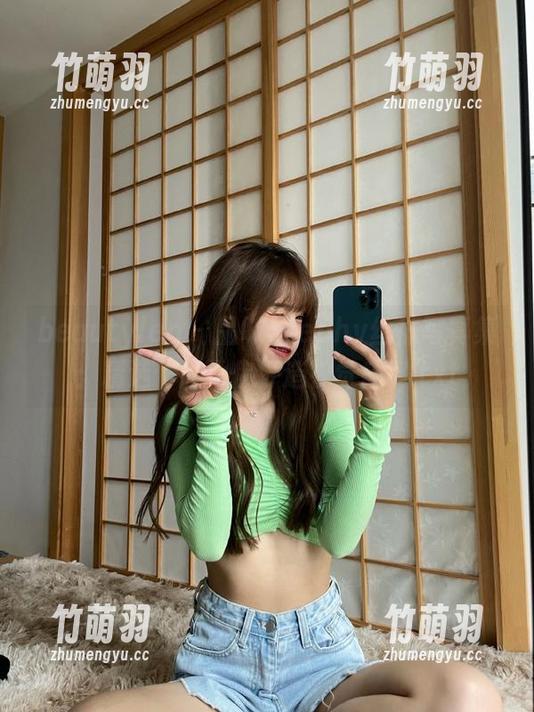 beautyleg - 品味Stephy丝袜写真集：精选作品为你打造视觉盛宴.txt