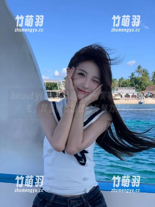 beautyleg - 精选美图：黄苇萱穿搭毛衣，尽显秋冬的优雅与魅力.txt
