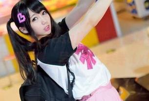 震撼视觉：nagesa魔物喵最新废弃医院写真合集，呈现独特美学.txt