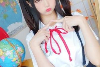从原图走入视觉盛宴，感受“nagisa魔物喵”教官写真作品的细腻与生动.txt