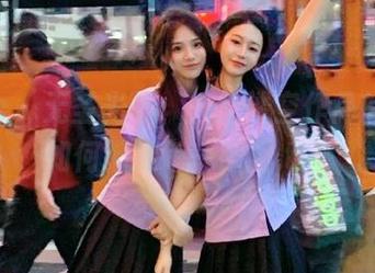 pans – 无圣光下，娃娃镂空作品的图片如何捕捉每一瞬间.txt