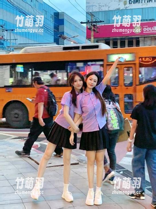 pans-娃娃 pans - 无圣光下,娃娃镂空作品的图片如何捕捉每一瞬间.txt