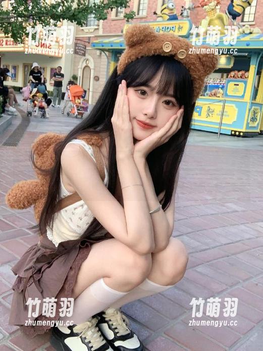 pans - 小柔日常照片资源：汇聚她生活中的每一份美好图库分享.txt