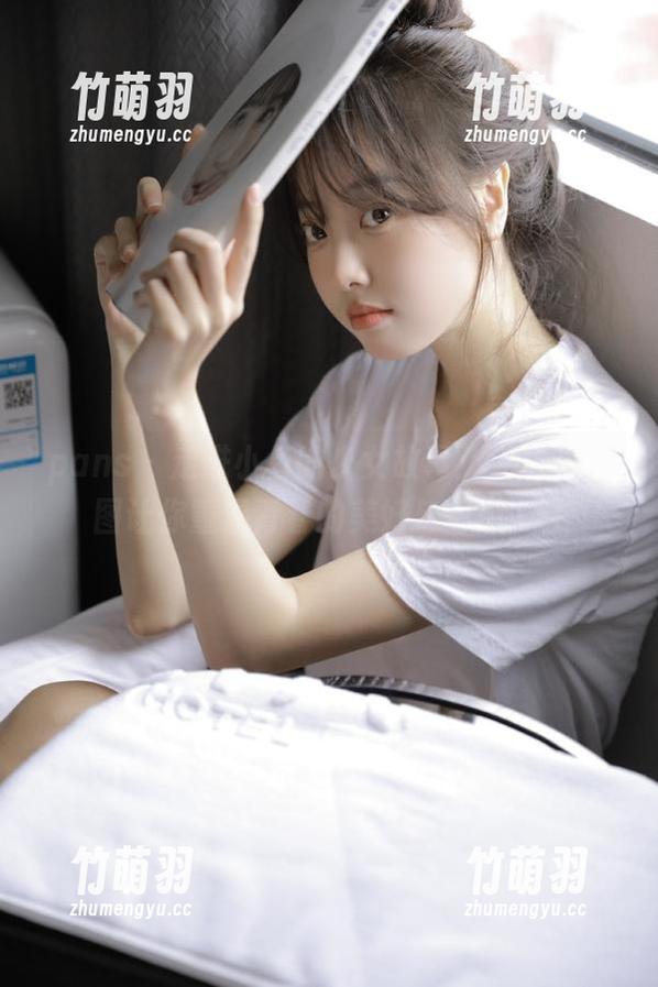 pans - 走进小鱼的少女故事：无圣光套图让你重温青春的美好与幻想.txt