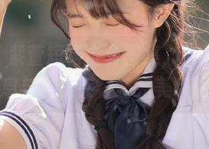 pans – 紫萱短裙全套图集，捕捉夏日清新气息与甜美笑容的完美瞬间.txt