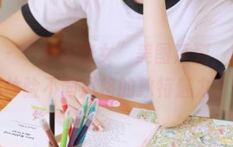 pans – “薇妮修女”美图系列，套图让你体验不同风格的独特魅力.txt