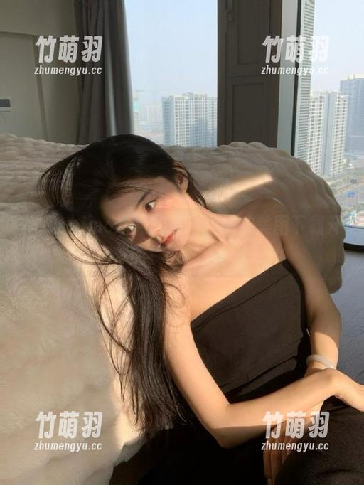 捕捉shimo霜月的灵动，翔鹤美图下载开启你的视觉之旅！.txt