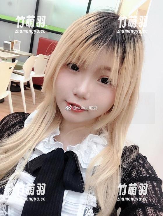 yoko夏宅一号本白丝图集精选：探索优雅与清新的绝妙搭配.txt