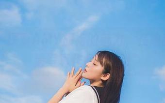 丽柜 – 探索AMY旗袍的魅力，在线获取高清写真作品集.txt