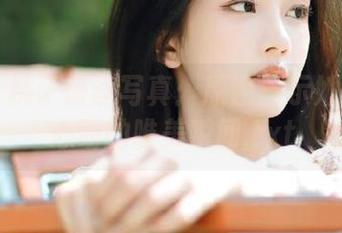 丽柜 – 桃子蕾丝写真：原图展示她那令人心动的唯美瞬间.txt