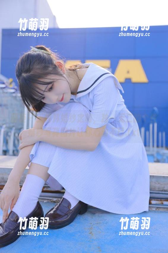 丽柜 - 王炜炜婚纱定制，独一无二的个性婚纱写真图片让你心动不已.txt