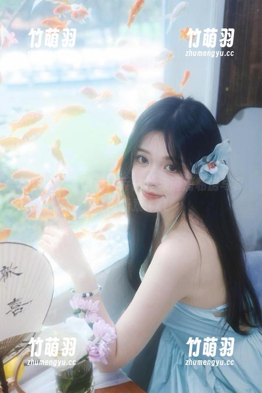 鲜活的青春印记，乔依丝与滴滴私房写真共谱篇章.txt