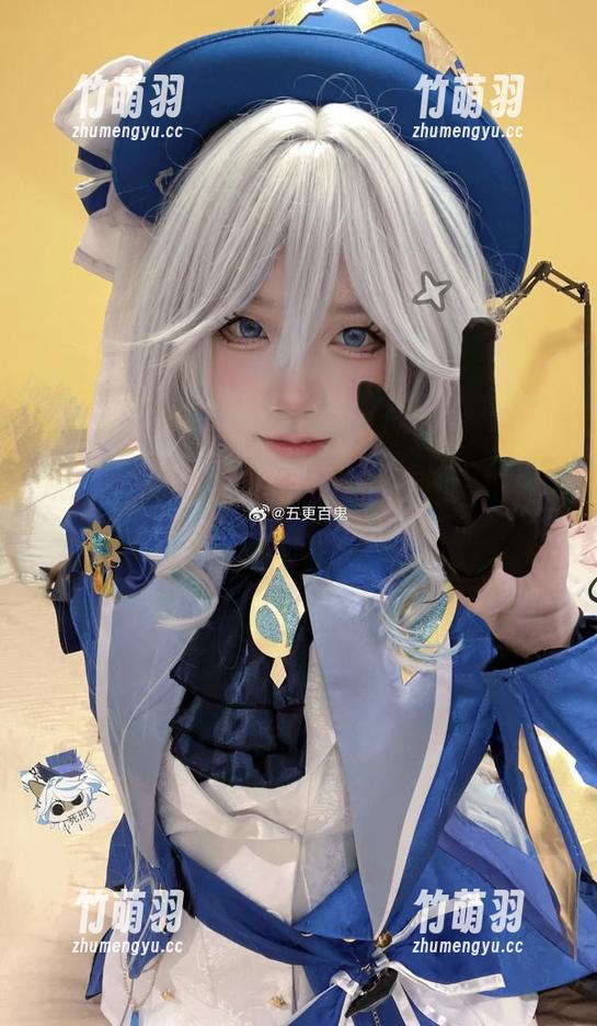 从五更百鬼的瑜伽作品集分享中，汲取灵感与平衡的力量.txt