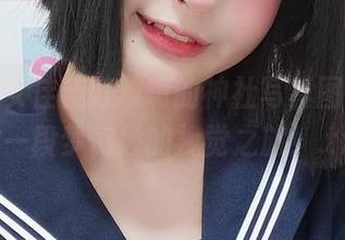 甜美巫女佳佳好难啊的神社写真图包，开启一段梦幻般的视觉之旅！.txt