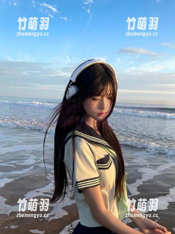 克拉女神 - 感受YOYO高耸入云的高清魅力，图册展示独特视角的美！.txt