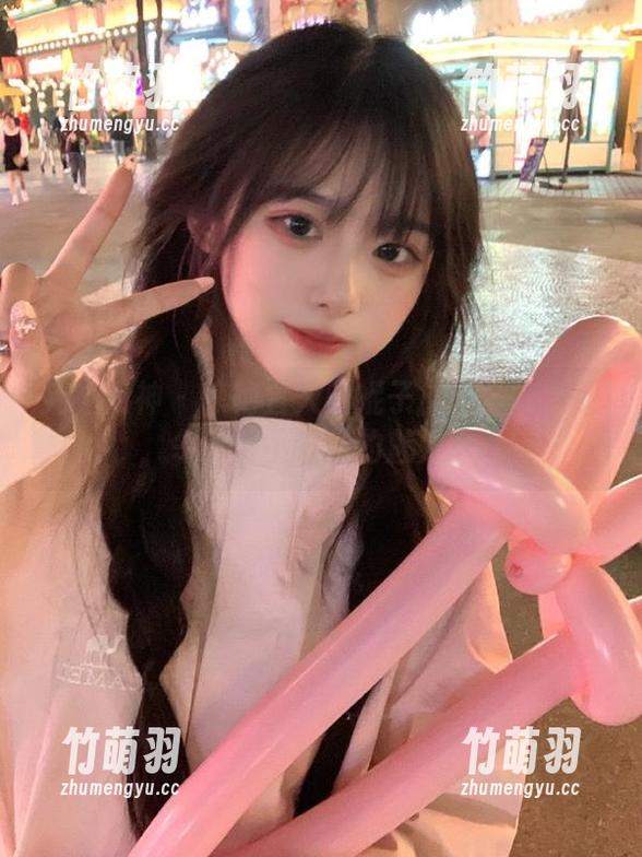 克拉女神 - 惊艳宜人的妮子旗袍全套原图，令人目不暇接的魅力.txt