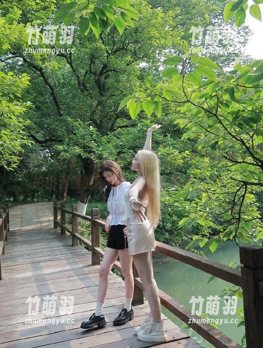 冬季不怕冷，兔玩映画私拍资源带你在户外拍出温暖的回忆，一起走走吧！.txt