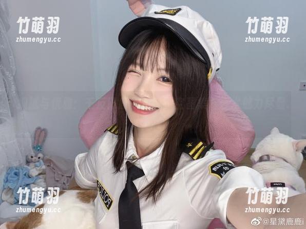 细腻与优雅：千反田鹿子定制镂空图集，艺术魅力尽显.txt