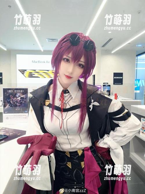 来自南宫的牛仔裤世界，精彩写真合集带你分享个性风采！.txt