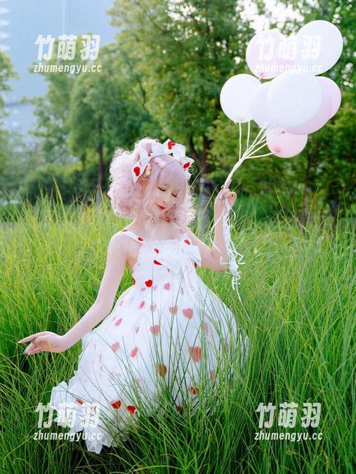 叉子宝宝 叉子宝宝索西雅的作品在线聚焦,带你走入梦幻的视觉世界!.txt