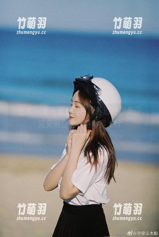 微密圈 - 细腻蕾丝与古阿扎的摄影美图，完美融合的惊艳写真.txt