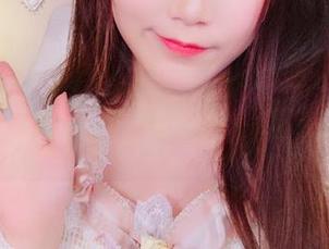 视觉盛宴来袭！啾小妍的丝袜写真原图及图包，带你开启一场时尚之旅！.txt