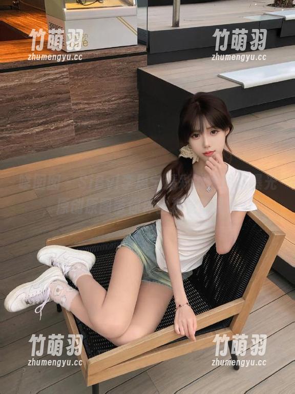 嗲囡囡 - SiByl李思宁精彩剧情图集曝光，原创原图带你体验视觉盛宴.txt