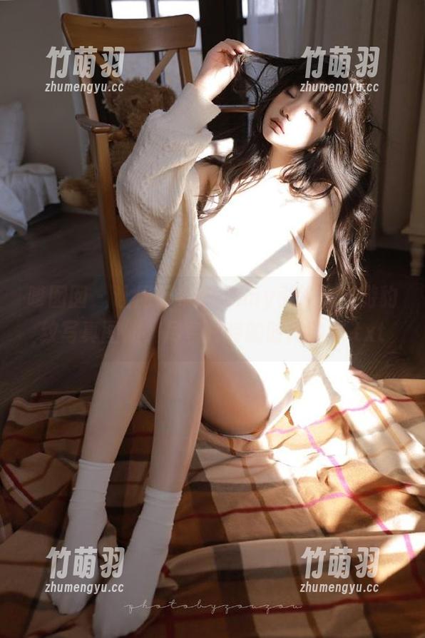 嗲囡囡 - 让周于希dummy引领你遨游豹纹写真图册，尽享独特的时尚韵味.txt
